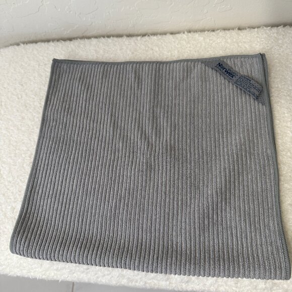 (1) Norwex Channel Textured Kitchen Towel (Graphite color) - Picture 4 of 4